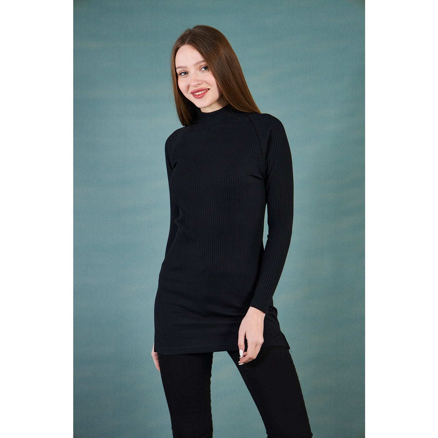 Black Ribbed Long Sweatshirt | Montivo Pakistan