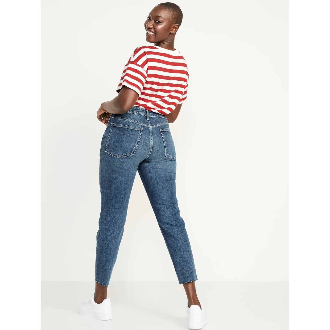 ON High Waist Mom Ripped Jeans | Montivo Pakistan