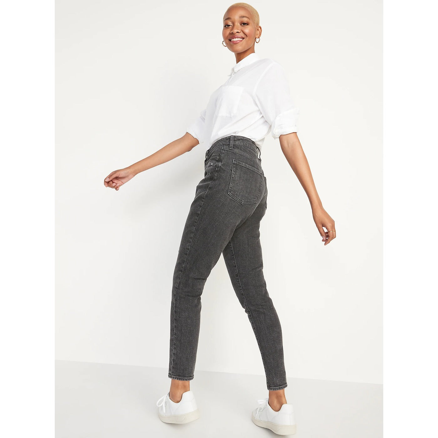 ON Curvy High Rise Straight Ripped Jeans | Montivo Pakistan