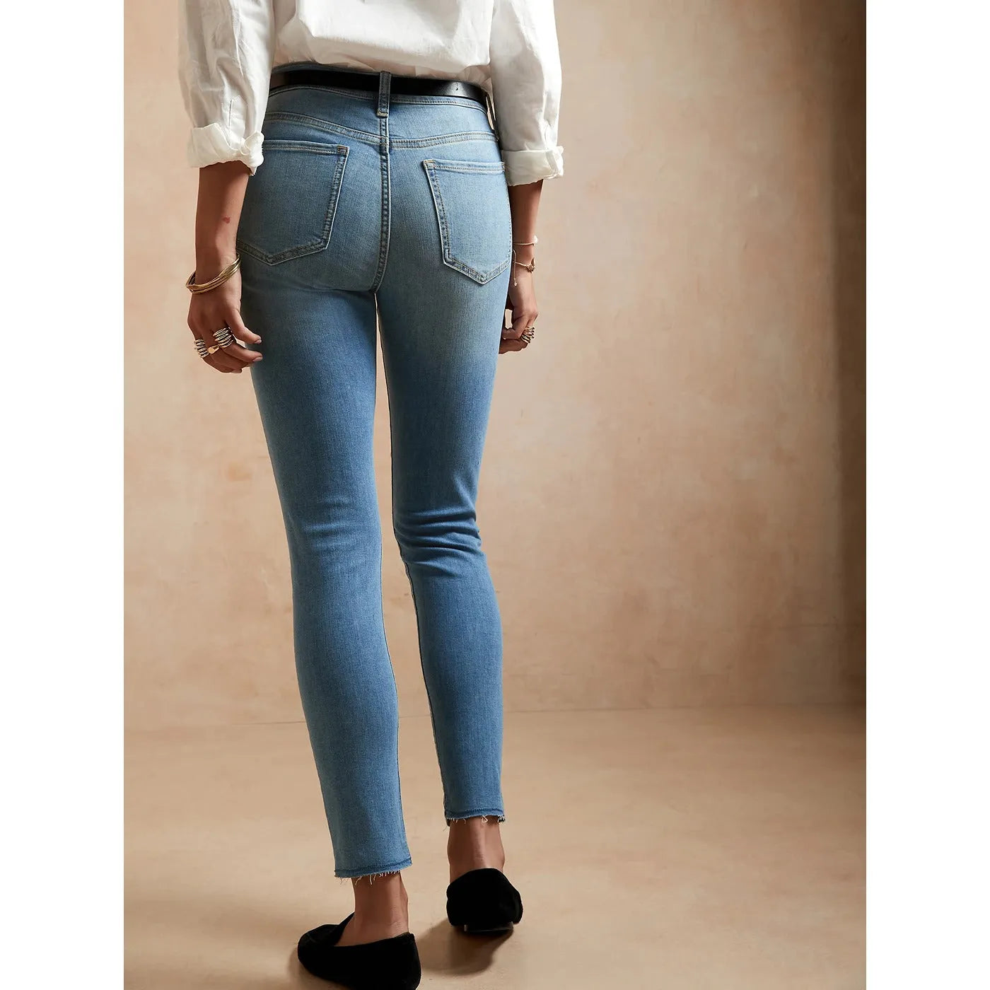 BR Light Wash Skinny Jeans | Montivo Pakistan