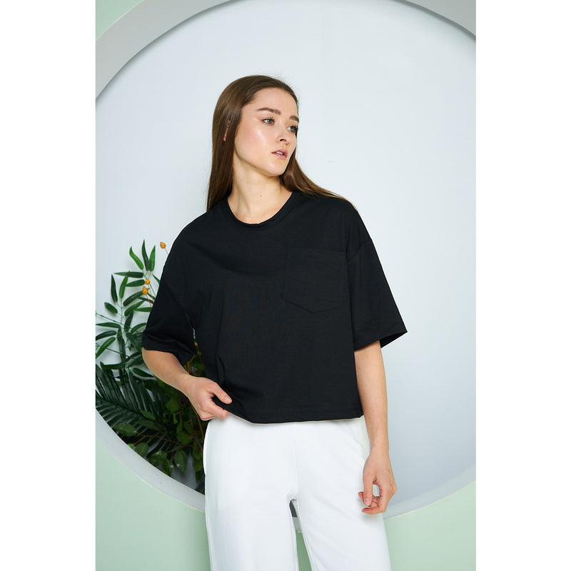 Black Oversized Cropped Tee | Montivo Pakistan