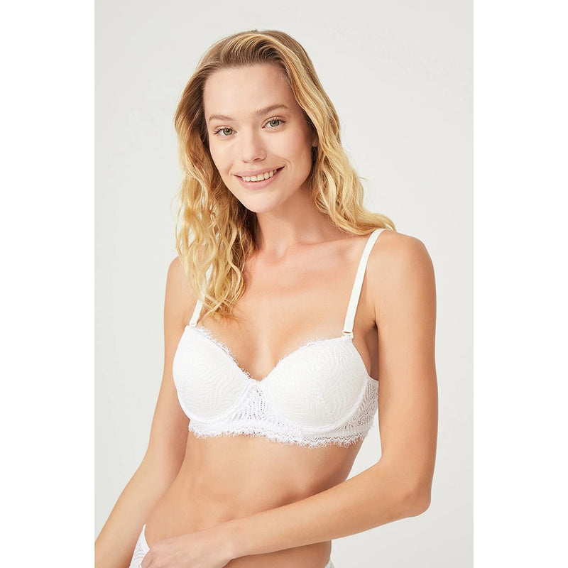 White Zeta Pattern Lingerie Set | Montivo Pakistan