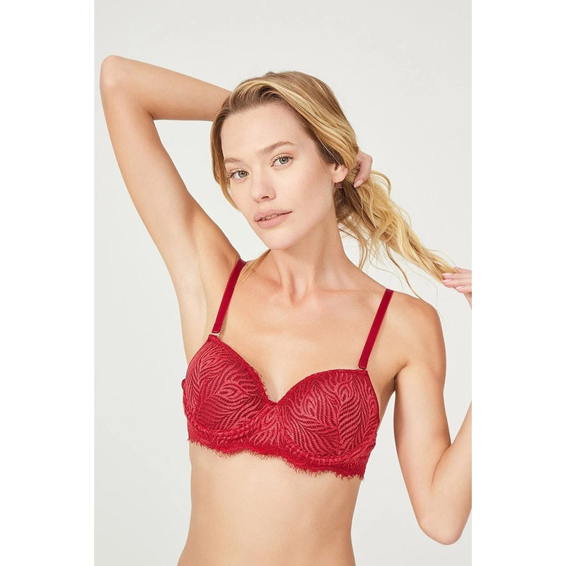 Red Zeta Pattern Lingerie Set | Montivo Pakistan