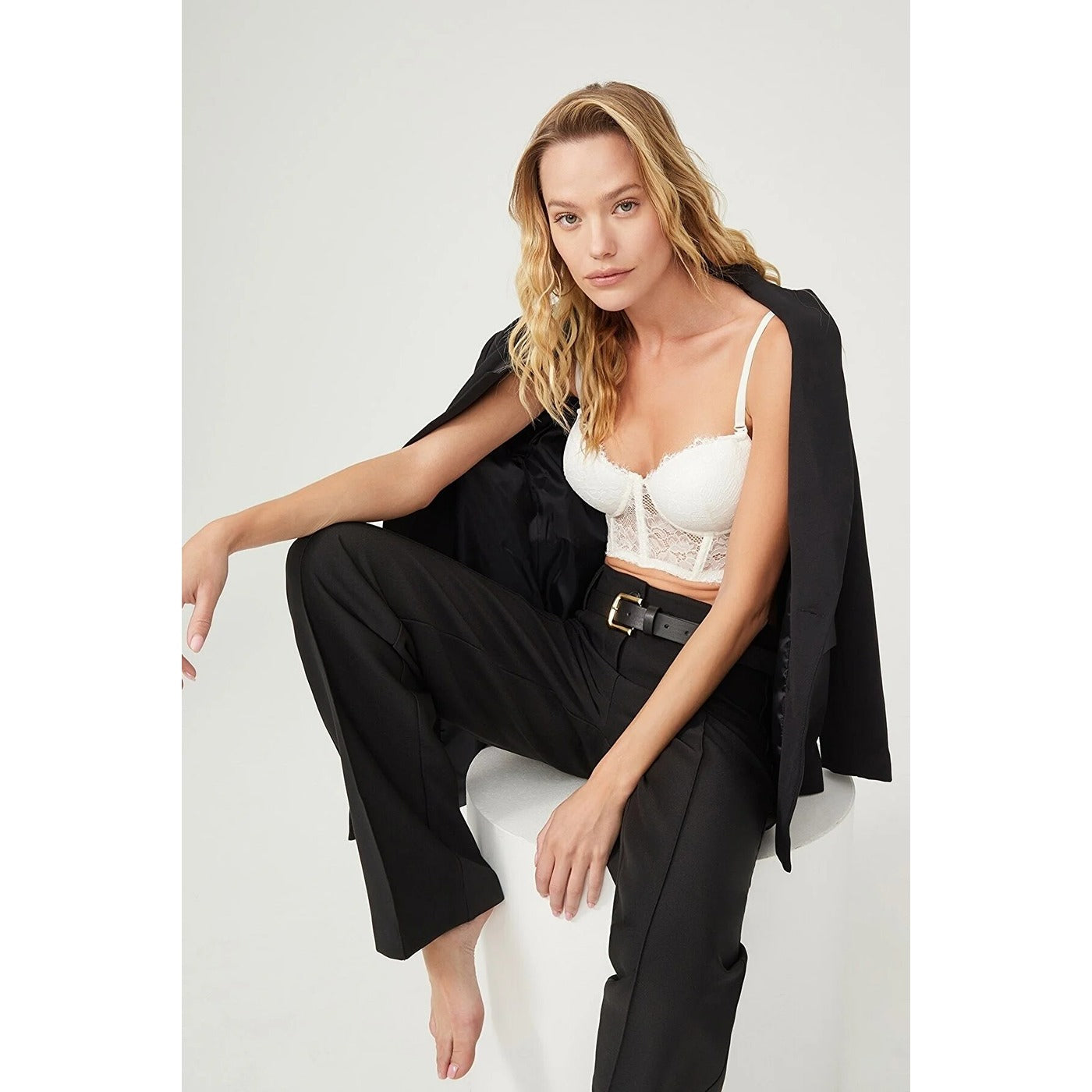 Ecru Lace Corset Lingerie Set | Montivo Pakistan