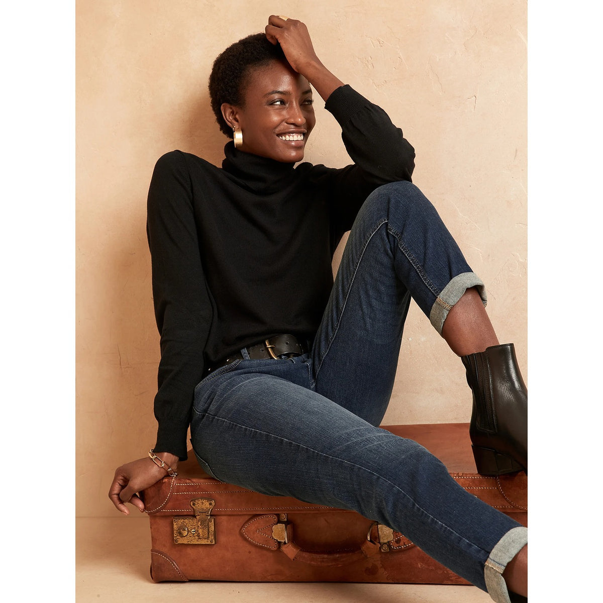 BR Girlfriend Dark jeans | Montivo Pakistan