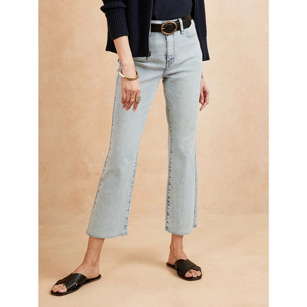 BR Curvy Cropped Bootcut Jean | Montivo Pakistan