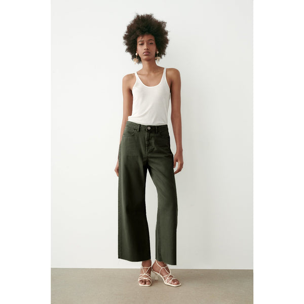 ZR Green Wide Leg Jeans | Montivo Pakistan