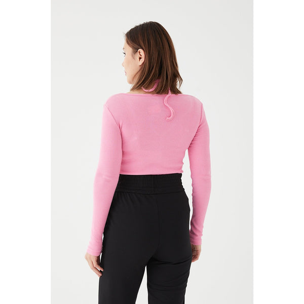 Pink Halter Neck Detailed Blouse | Montivo Pakistan