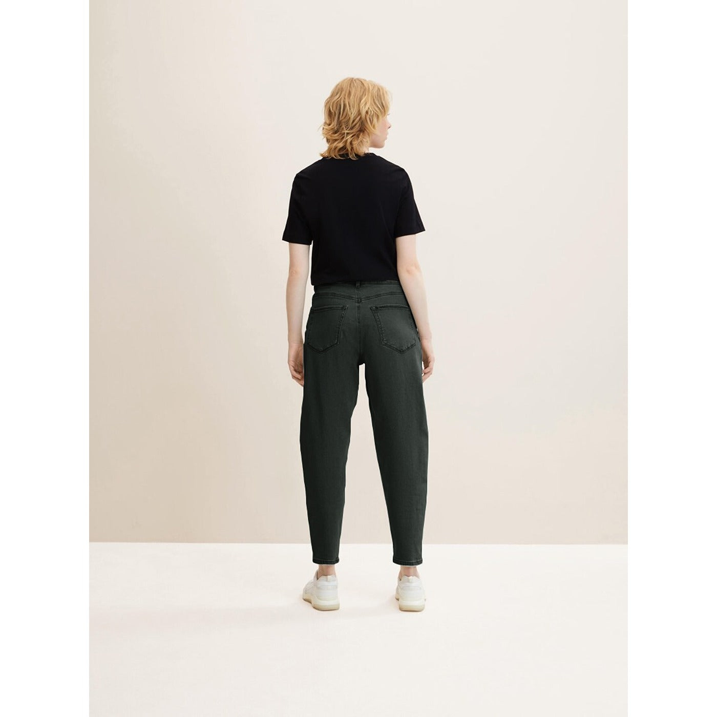 TT Barrel Mom Green Jeans | Montivo Pakistan