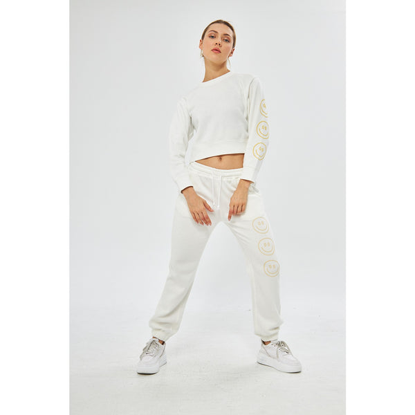 White Oversized Cropped Sweatshirt | Montivo Pakistan