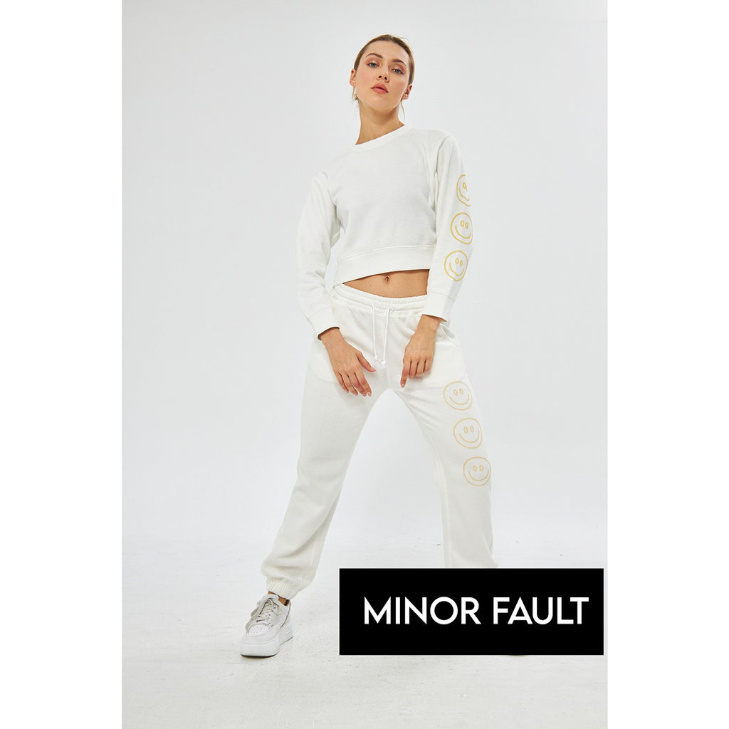 (Minor Fault) White Oversized Cropped Sweatshirt | Montivo Pakistan