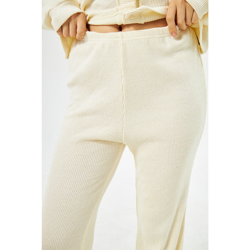 Lemon Cream Waffle Matching Set | Montivo Pakistan