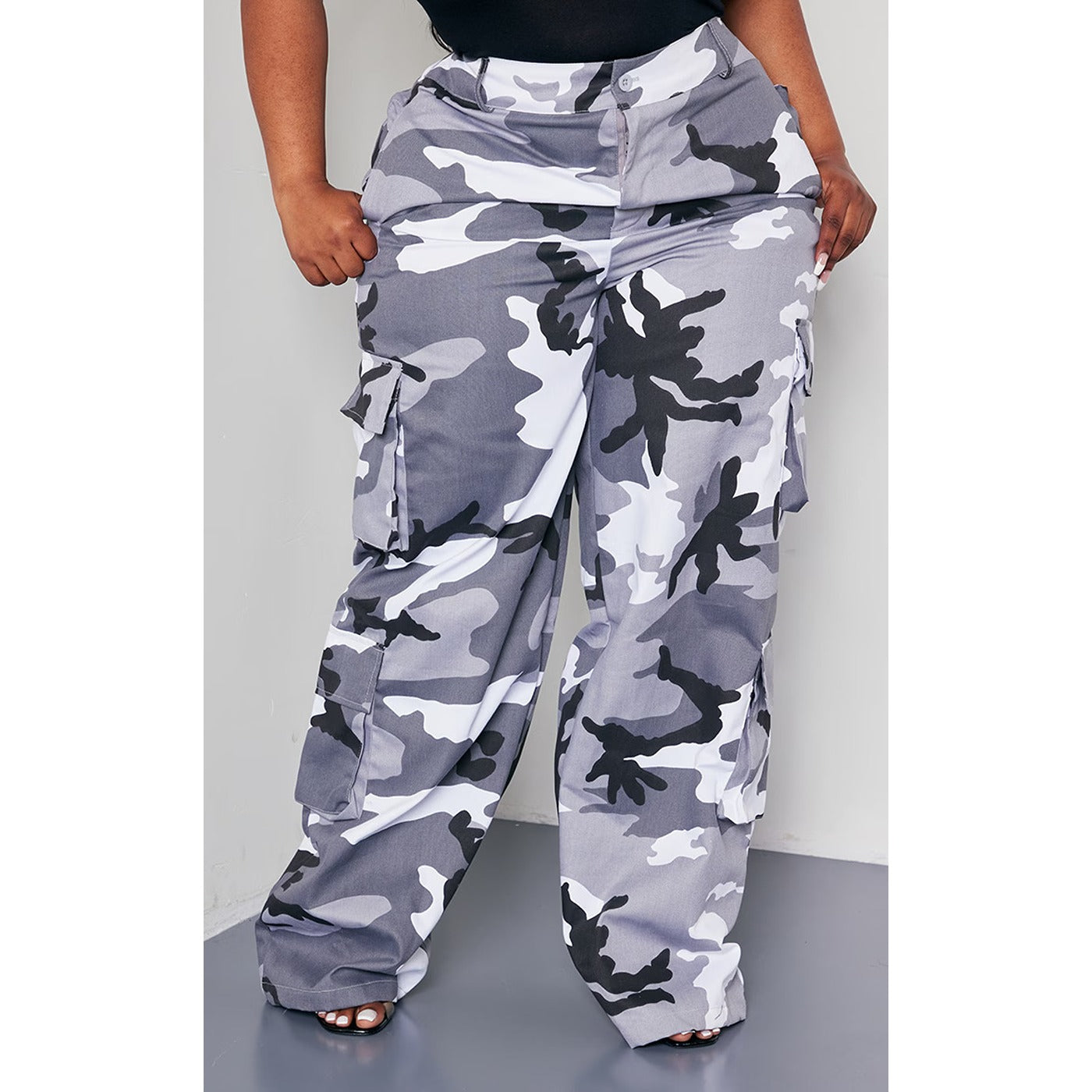 Light Grey Camo Wide Leg Cargo Trousers | Montivo Pakistan