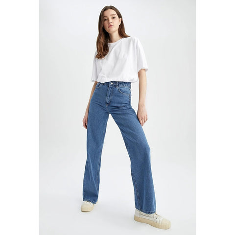 High Rise Blue Wide Leg Jeans | Montivo Pakistan