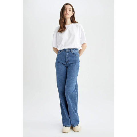 High Rise Blue Wide Leg Jeans | Montivo Pakistan