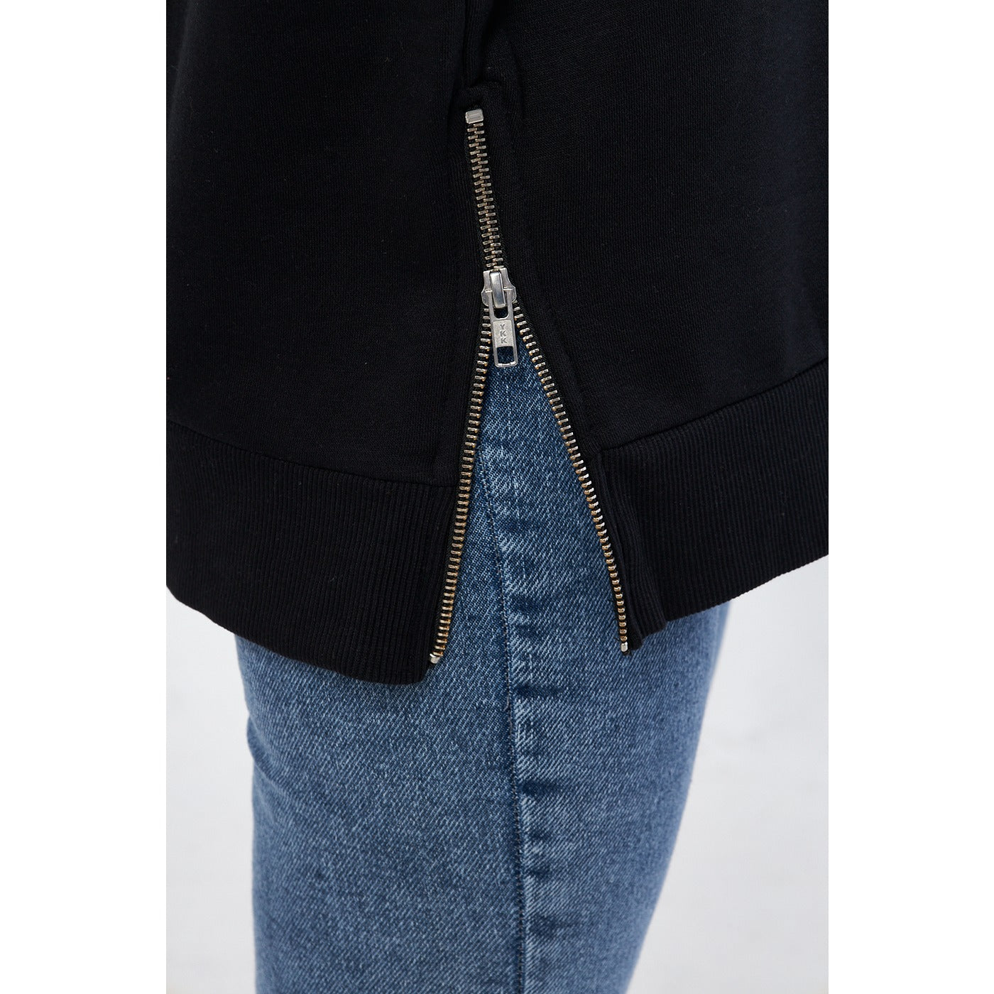 Two Tone Side Zipper Oversized Sweatshirt | Montivo Pakistan