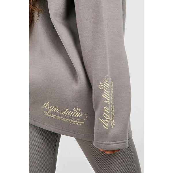 Grey Crewneck Oversized Printed Sweatshirt | Montivo Pakistan