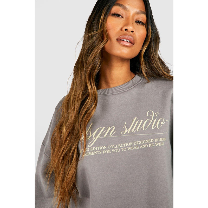 Grey Crewneck Oversized Printed Sweatshirt | Montivo Pakistan