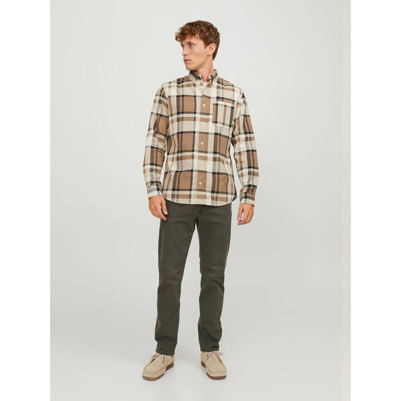 JJ Tapered Fit Dark Olive Jeans | Montivo Pakistan