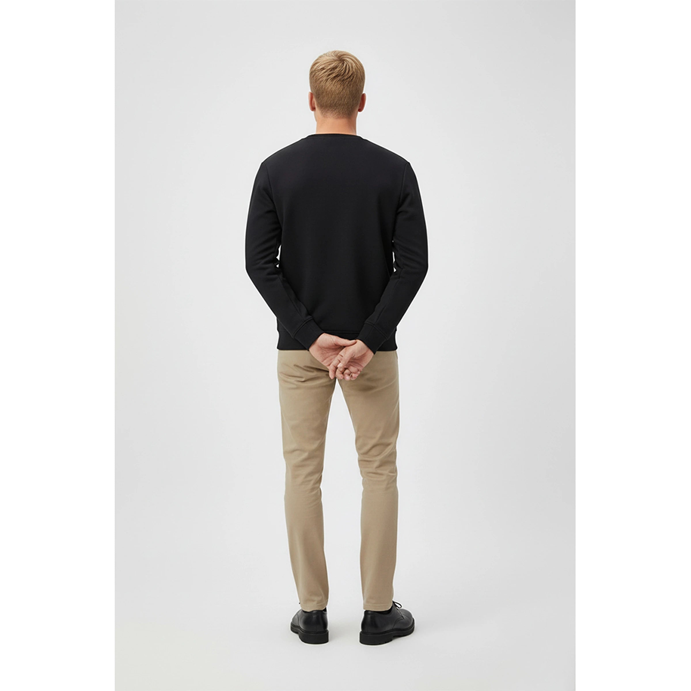 HB Black Signature Logo Sweatshirt | Montivo Pakistan