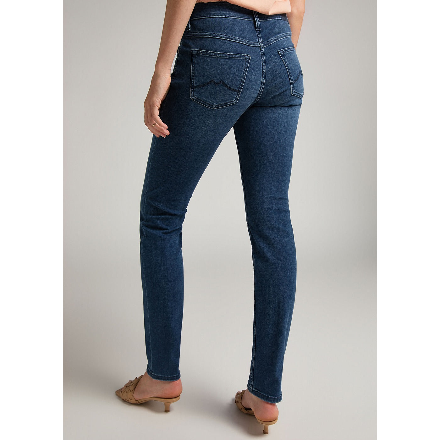 Dark Wash Comfort Fit Jeans | Montivo Pakistan