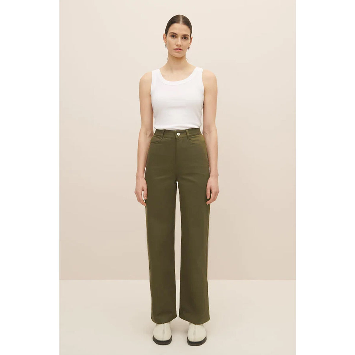 Olive High Rise Straight Leg Jeans | Montivo Pakistan