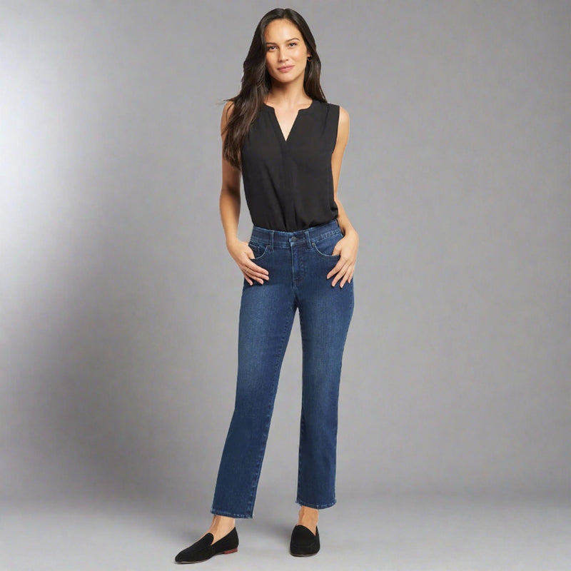 Blue Rinse Wash Straight Jeans | Montivo Pakistan