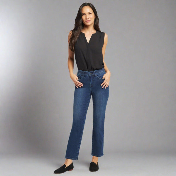 Blue Rinse Wash Straight Jeans | Montivo Pakistan