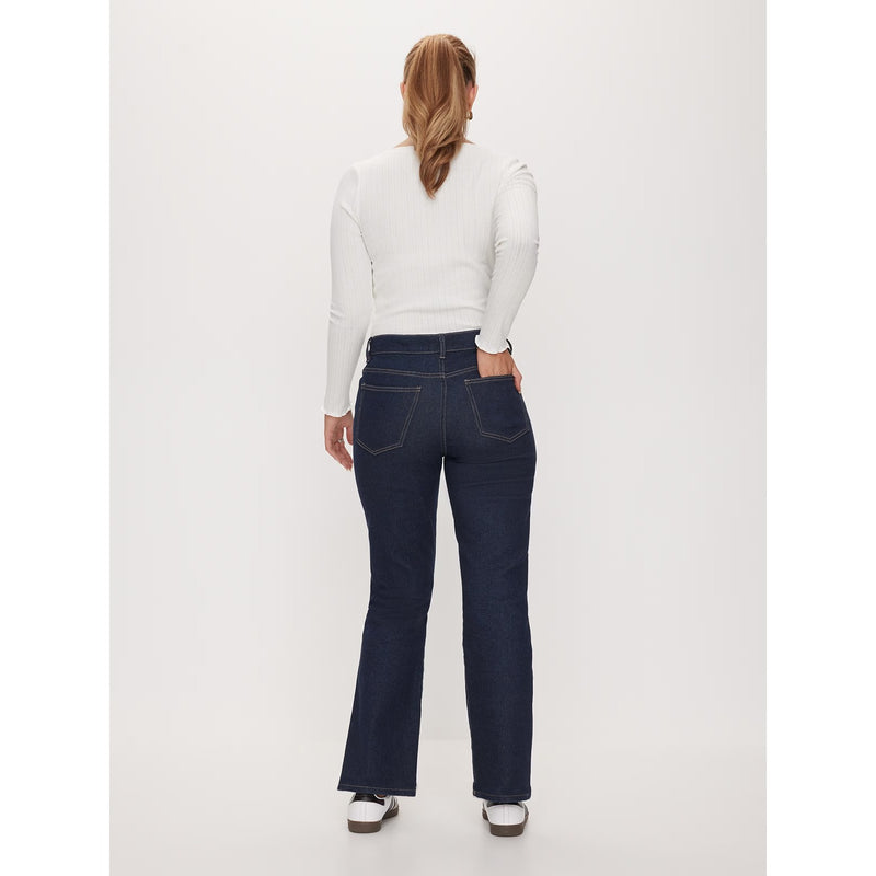 Rinse Wash Straight Jeans | Montivo Pakistan