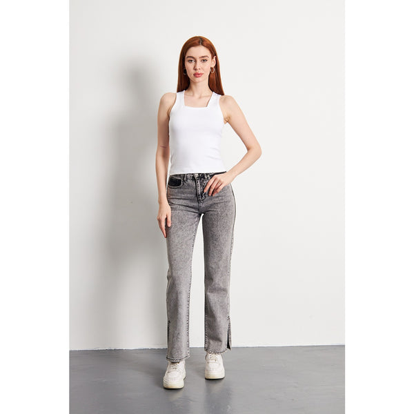 White Square Neck Tank Top | Montivo Pakistan