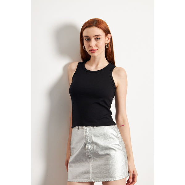 Black Basic Tank Top | Montivo Pakistan