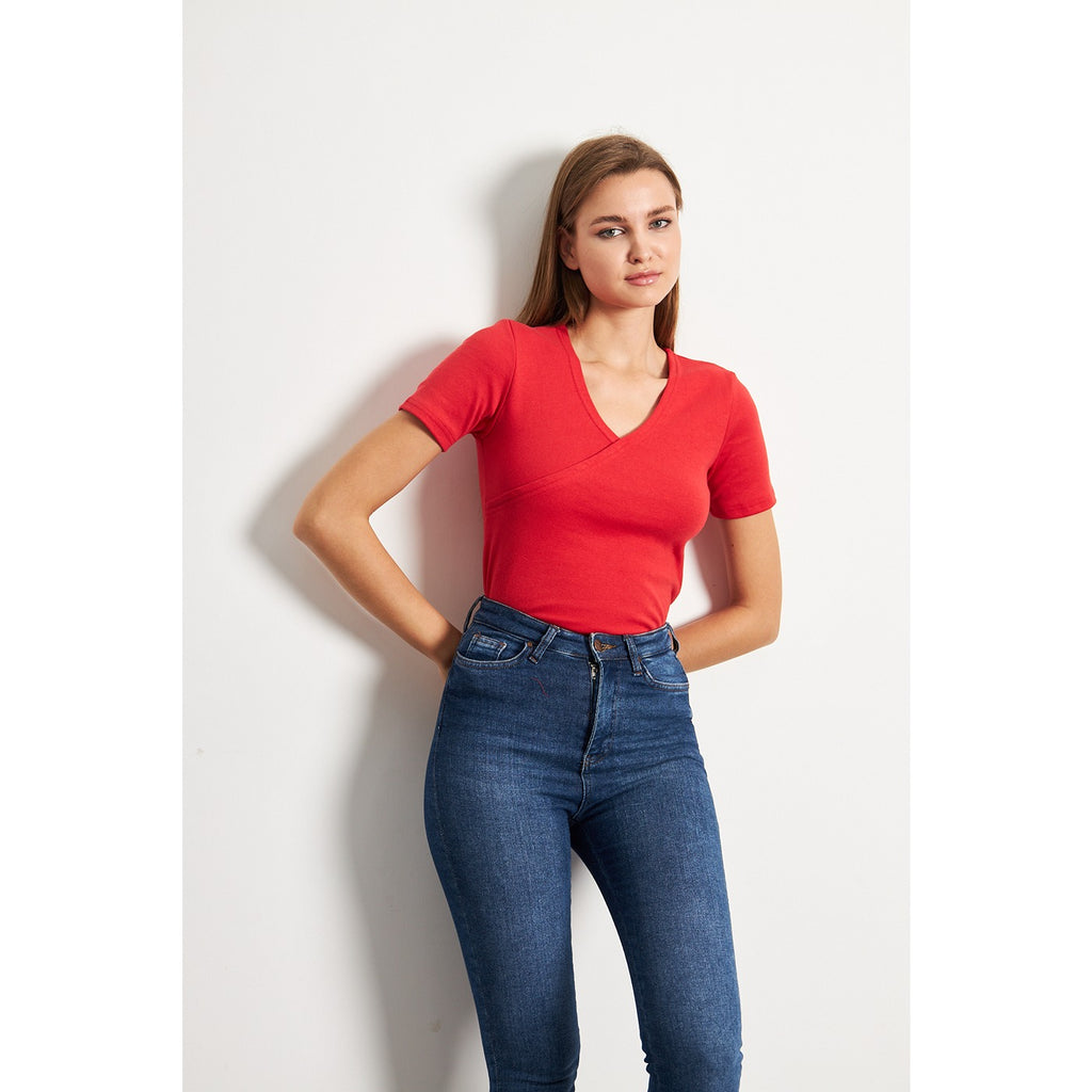 Red Double Breasted Knit Top | Montivo Pakistan