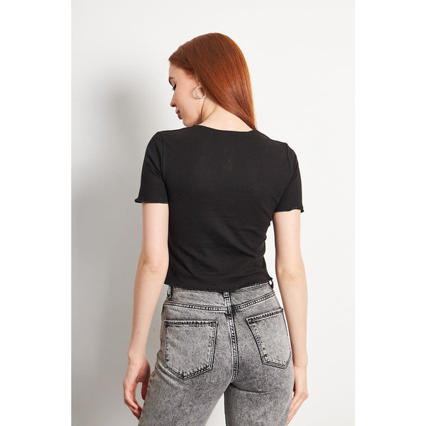 Black Button Down Crop Top | Montivo Pakistan