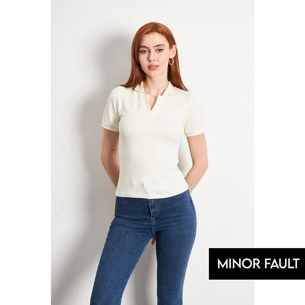 (Minor Fault) Off-White Rib Knit Polo | Montivo Pakistan