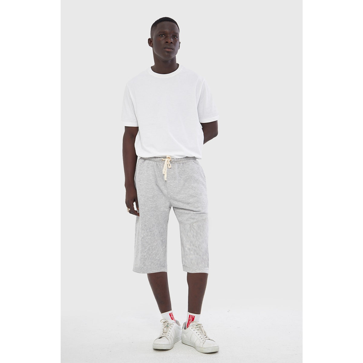 Grey 3/4 Relaxed Fit Shorts | Montivo Pakistan