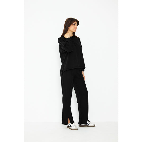 Black Matching Set | Montivo Pakistan