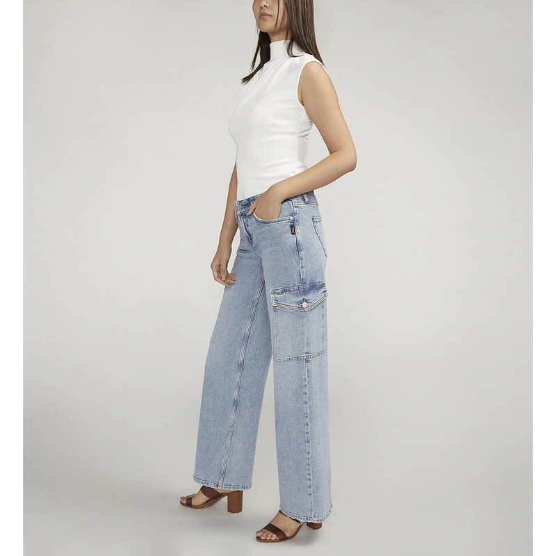 Light Blue Mid Rise Wide Leg Cargo Jeans | Montivo Pakistan