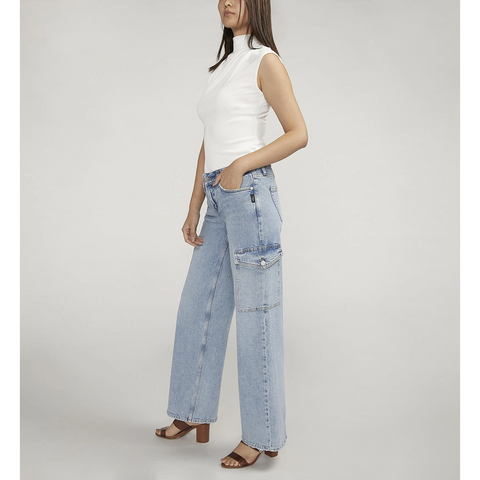 Light Blue Mid Rise Wide Leg Cargo Jeans | Montivo Pakistan