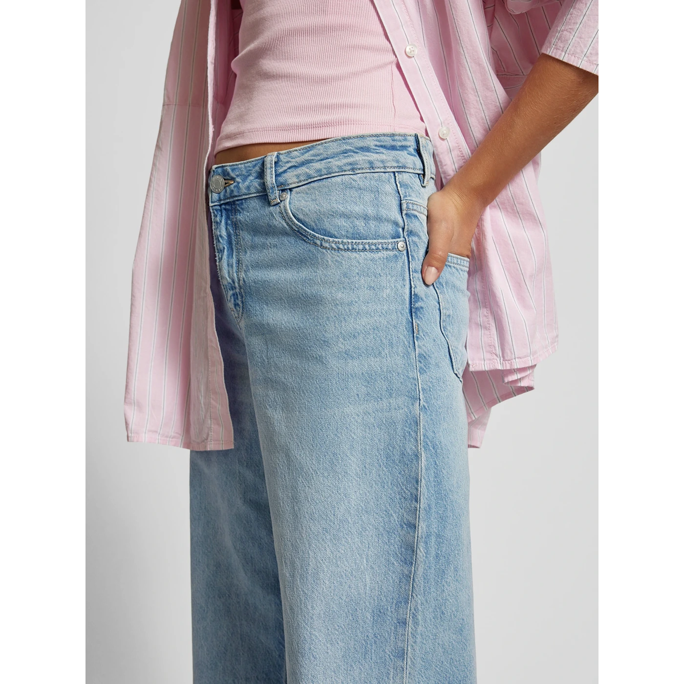 Light Blue Wide Leg Jeans | Montivo Pakistan