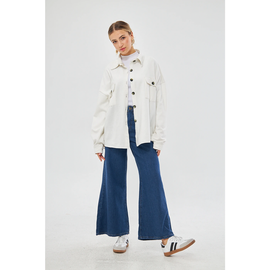 White Oversized Shacket – Montivo