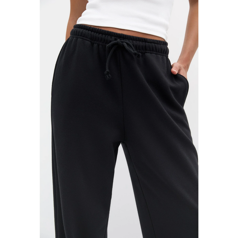 Black Wide Leg Trousers | Montivo Pakistan