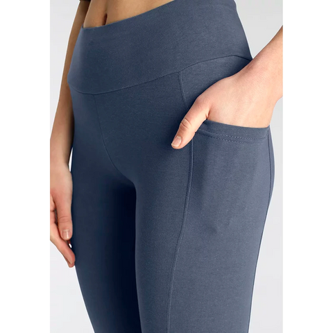 Blue Jersey Sports Capri Leggings | Montivo Pakistan