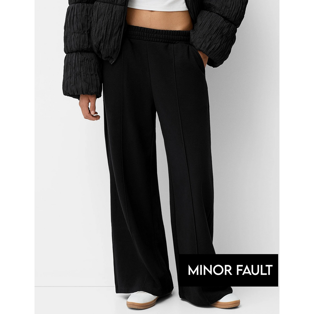 (Minor Fault) Black Front Seam Wide Leg Trousers | Montivo Pakistan