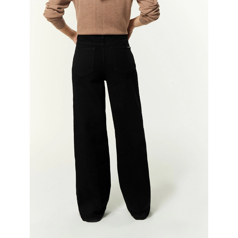Black Extra Wide Leg Jeans | Montivo Pakistan