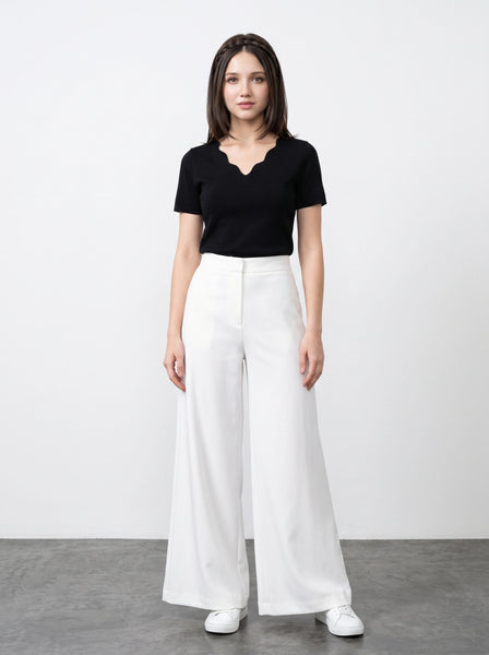 Plain Scallop Edge Neck Short Sleeve Top | Montivo Pakistan