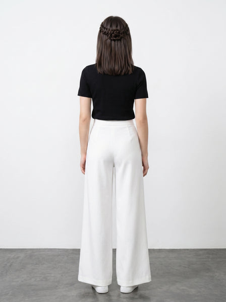 Plain Scallop Edge Neck Short Sleeve Top | Montivo Pakistan
