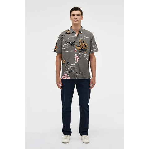 Deep Blue Relaxed Fit Jeans | Montivo Pakistan