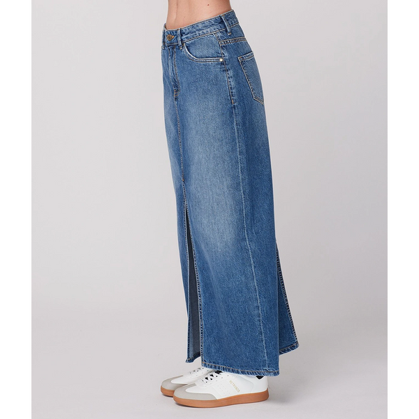 Mid Blue Front Slit Denim Skirt | Montivo Pakistan