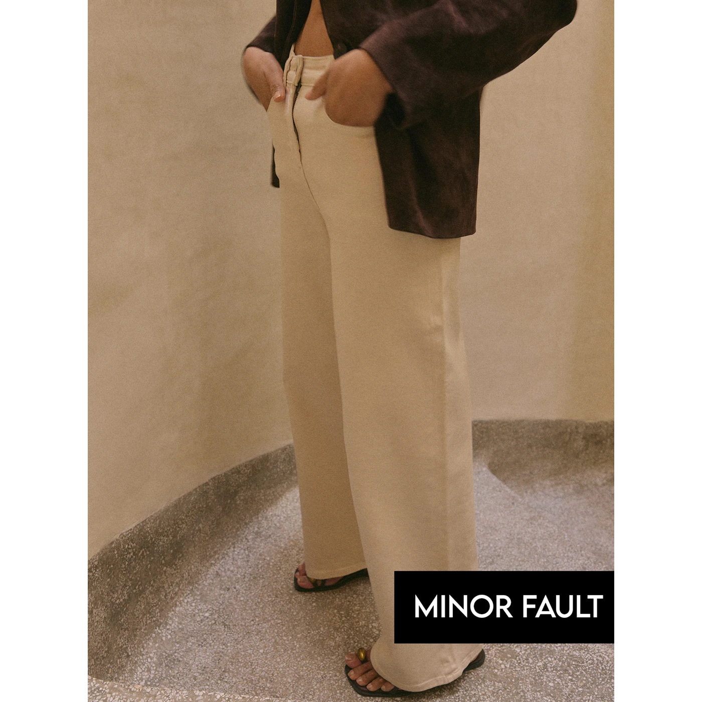 (Minor Fault) Beige Wide Leg Jeans | Montivo Pakistan
