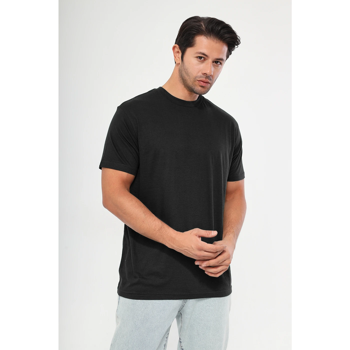 Black Regular Fit Tshirt | Montivo Pakistan